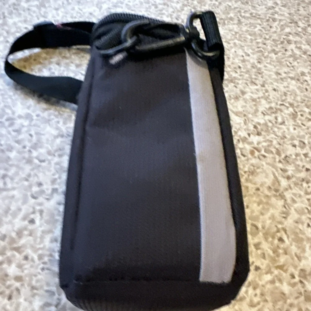 Case Logic Camera Case Small Travel Bag 6